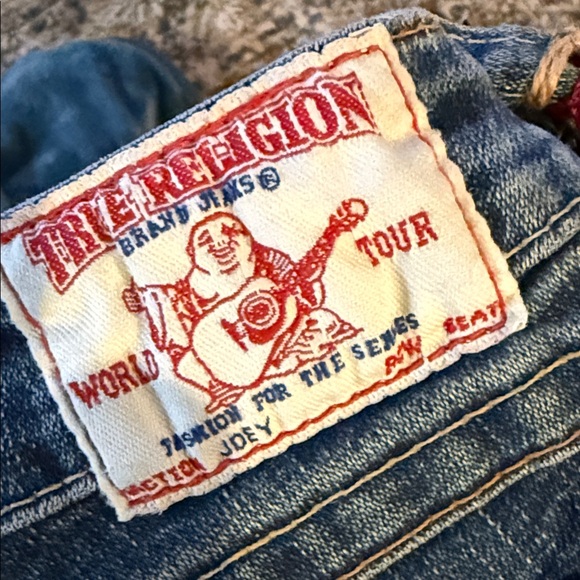 True Religion Dark Blue Women's Jeans with Embroidered Pockets - Picture 9 of 11